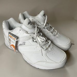 Avia men’s athletic shoes - size 11   NEW!